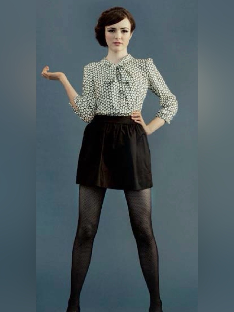 Dear Creatures Tie Neck Top- Sz L. — image 4 of 4
